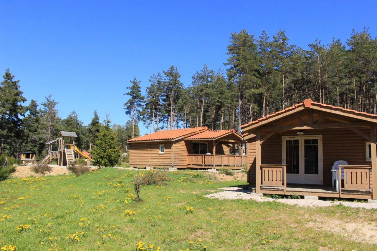 Les Chalets Du Haut-Forez Usson-en-Forez Eksteriør bilde